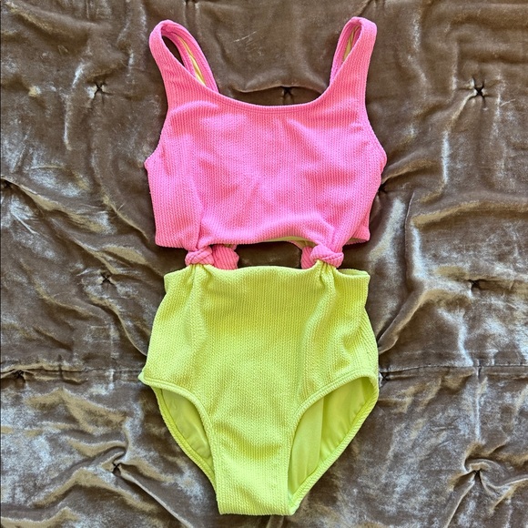 Swimsuit bundle! Small (6/7) - Picture 5 of 10
